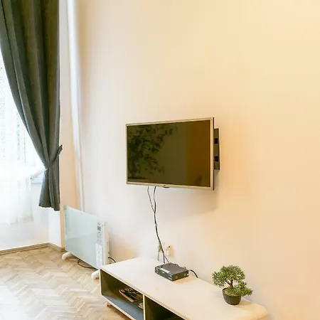 Red & Yellow Львів