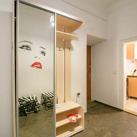 Апартаменти Red & Yellow Львів