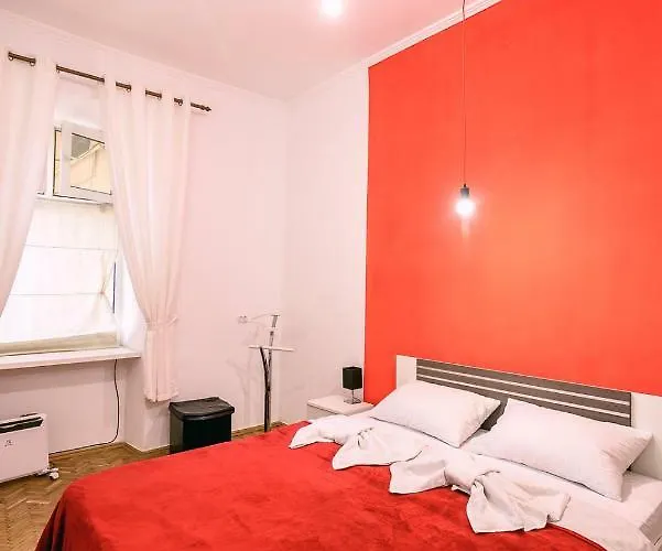 Red & Yellow Apartament Lwów