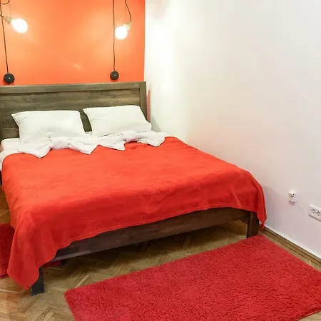 Red & Yellow Apartment *